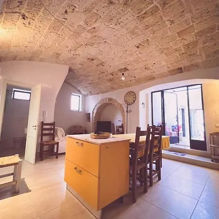 Casa Pomona Nel Centro Storico Holiday home *