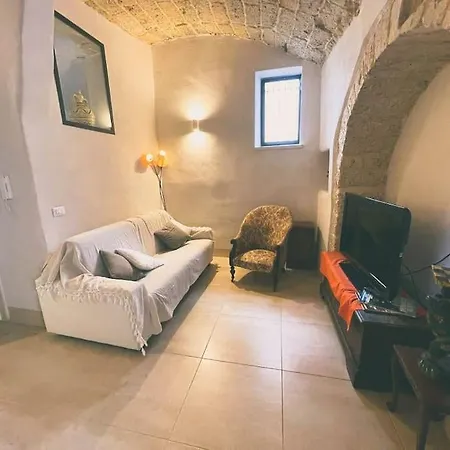 Holiday home Casa Pomona Nel Centro Storico